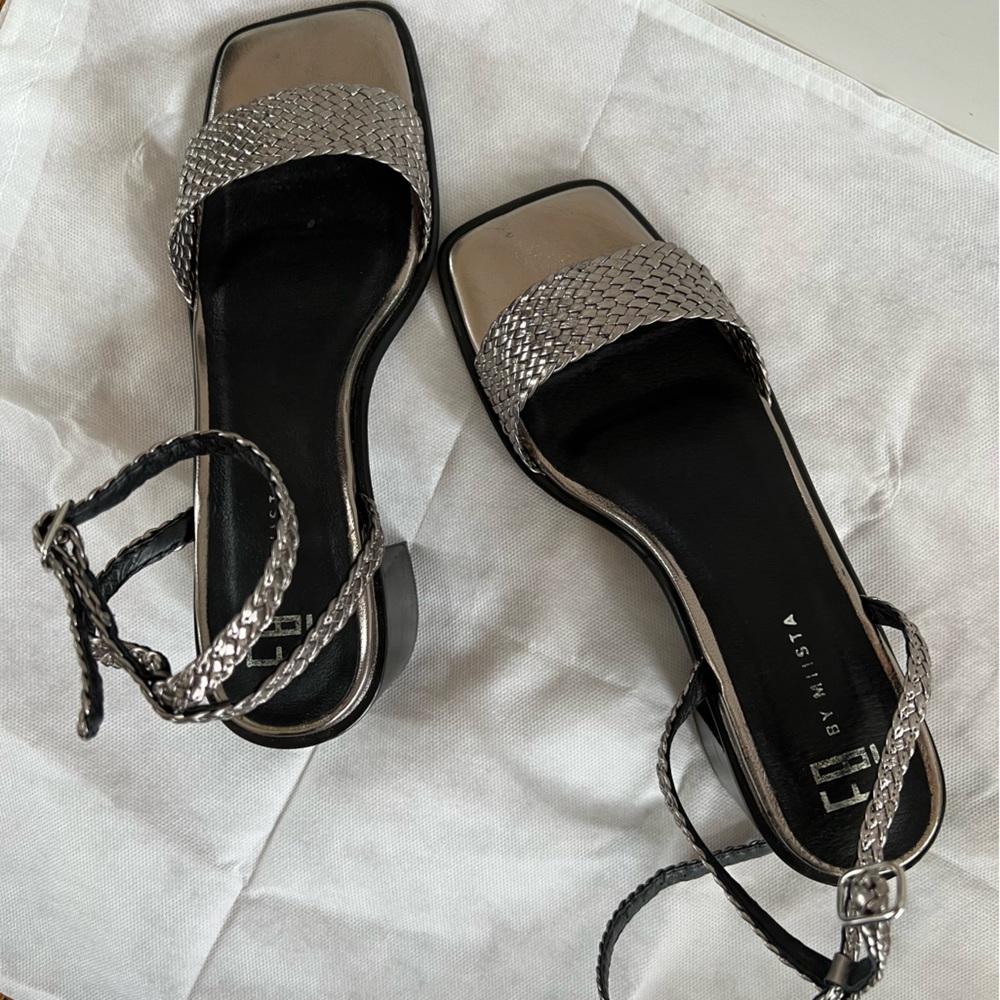 Miista chunky block heel sandal